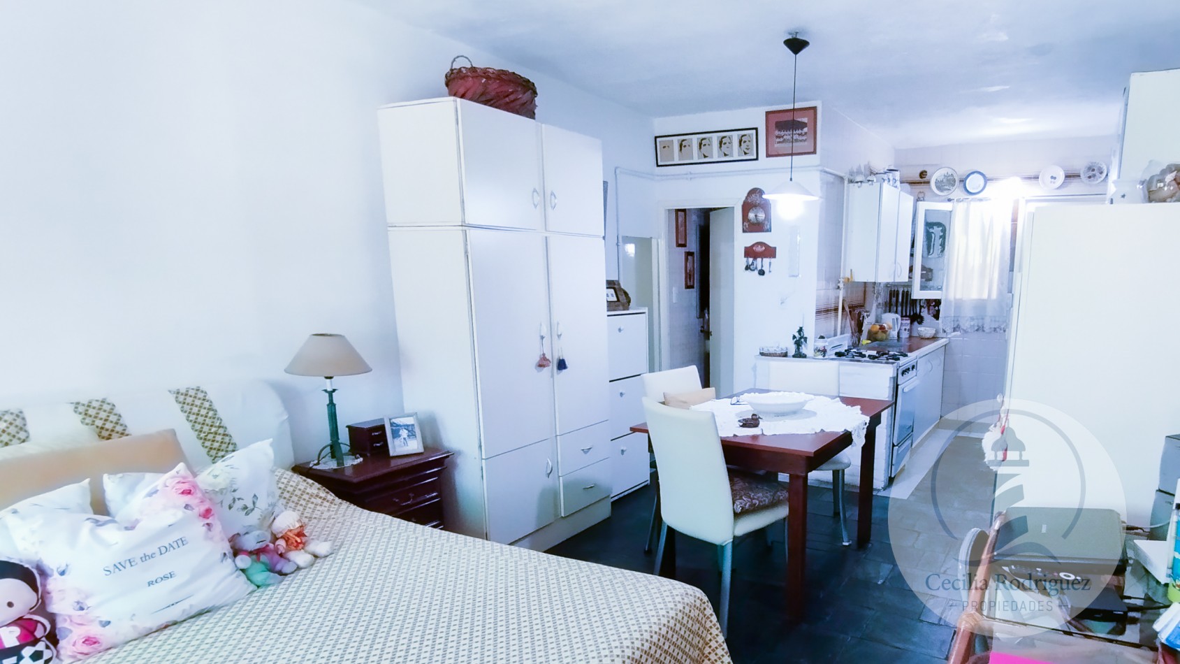 Casa 3 amb. con quincho + monoambiente independiente - En lote propio