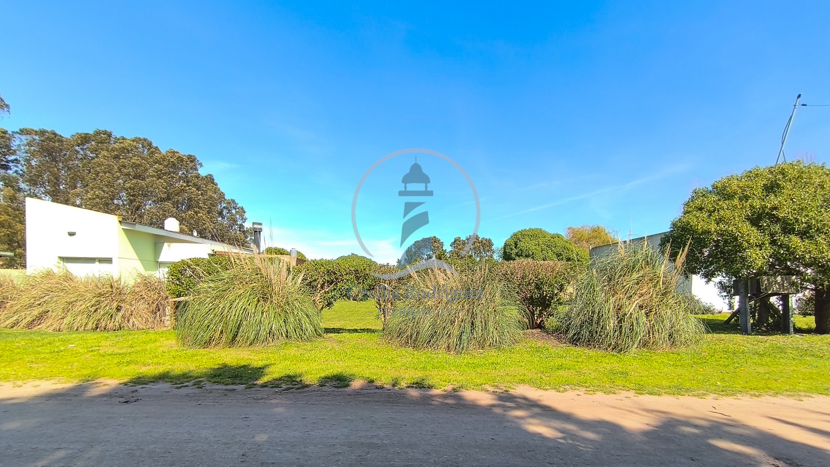 Lote en venta de 15 x 33m - Excelente Ubicacion B. Los Acantilados