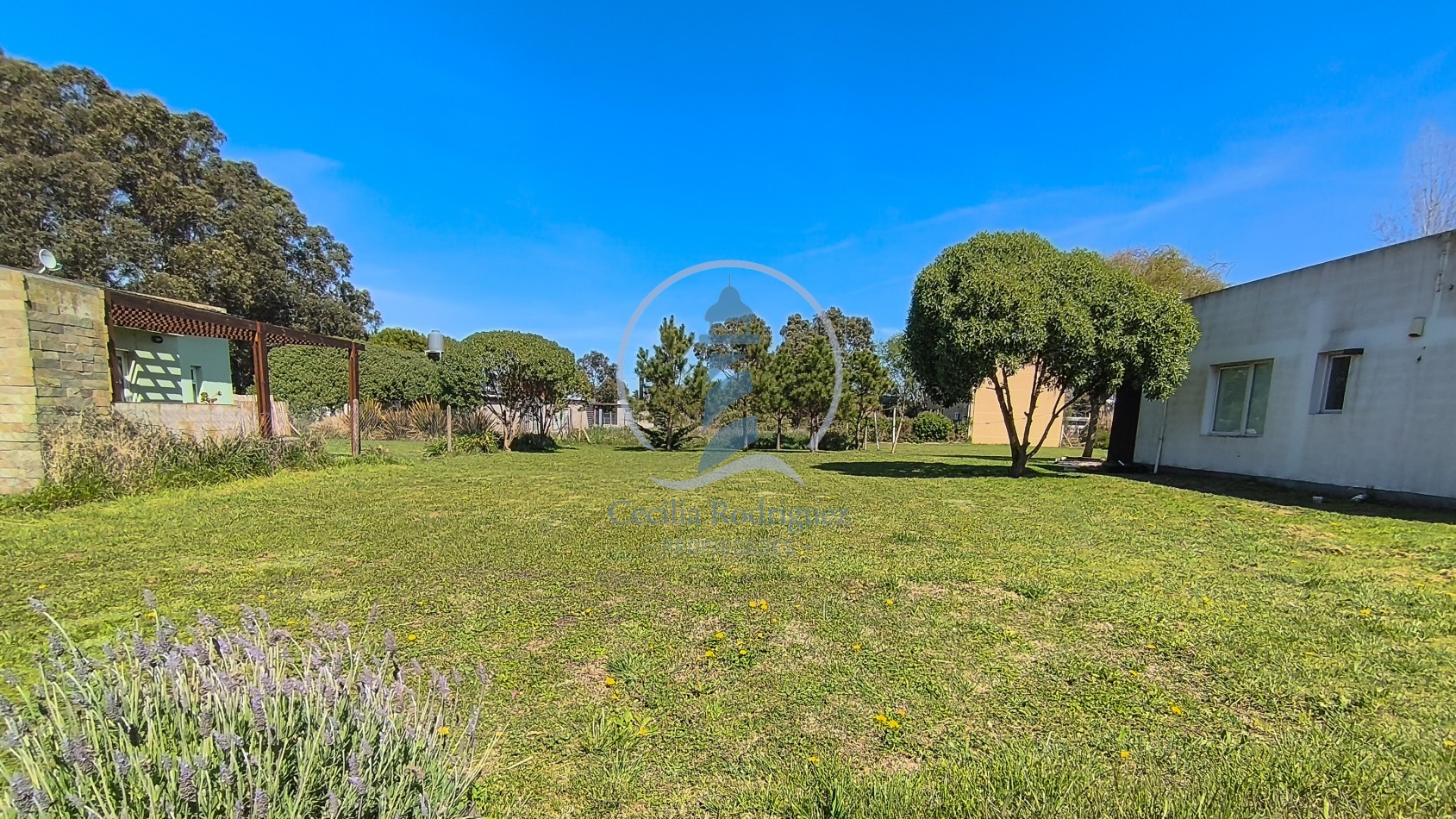 Lote en venta de 15 x 33m - Excelente Ubicacion B. Los Acantilados