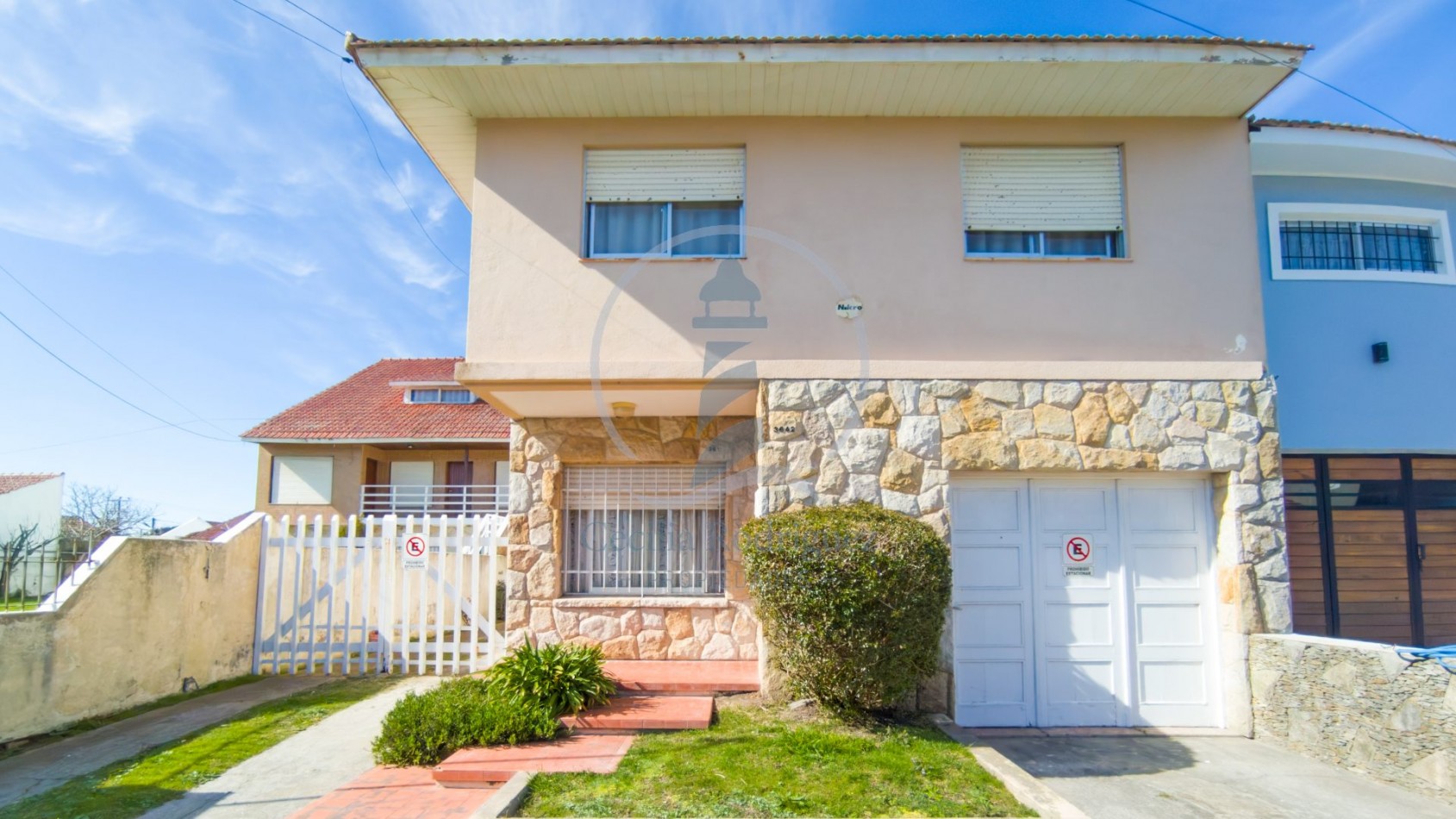 Alquiler Temporario Chalet 4 Dormitorios con Parque y Garage | Mar del Plata