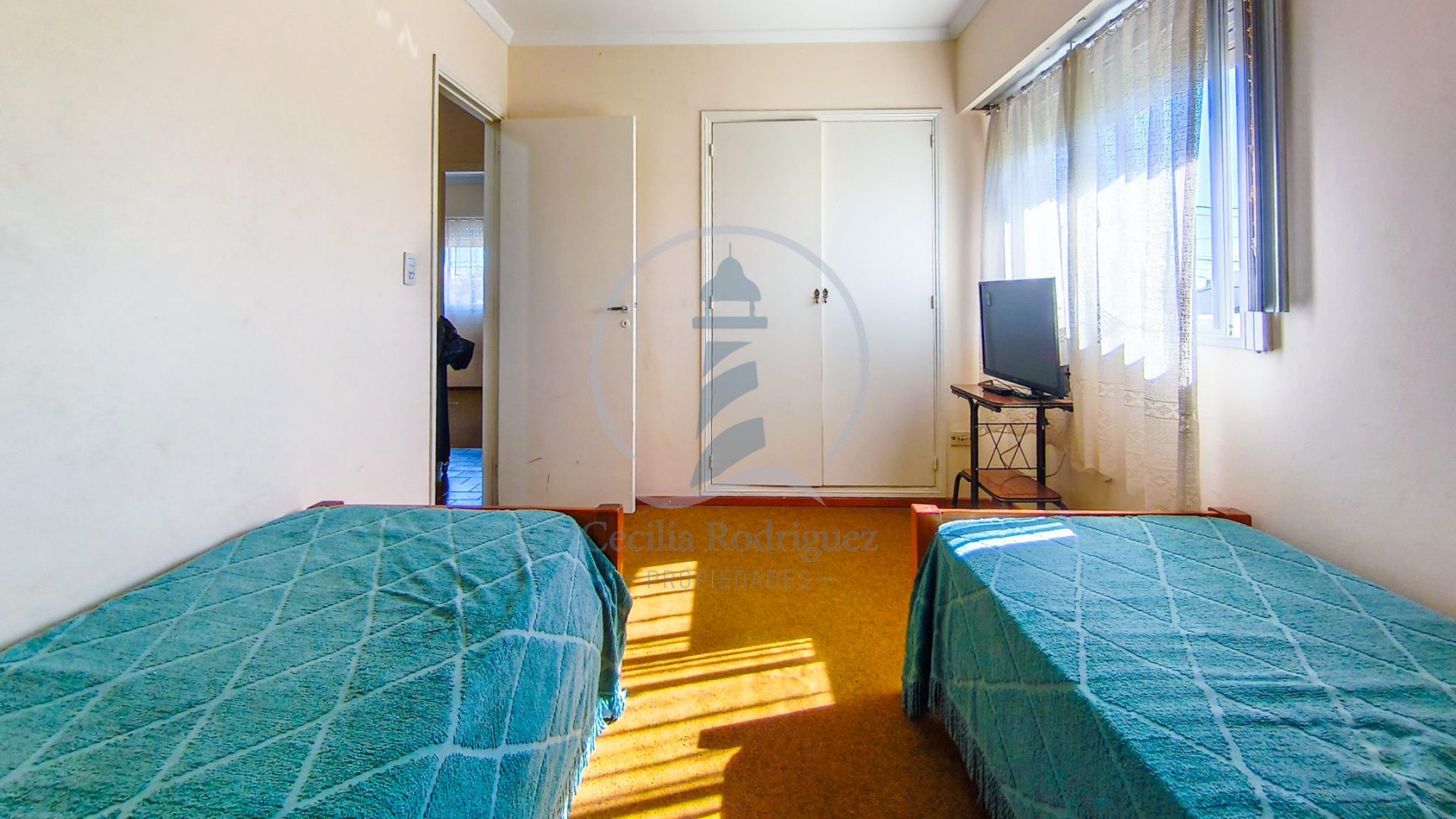 Alquiler Temporario Chalet 4 Dormitorios con Parque y Garage | Mar del Plata