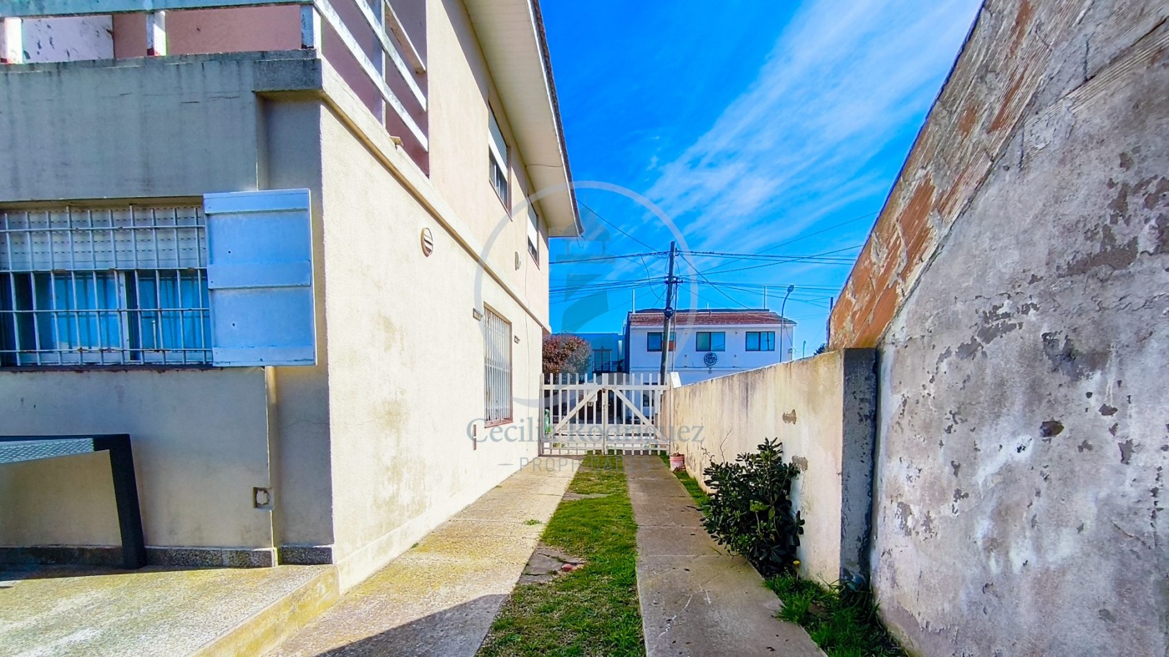 Alquiler Temporario Chalet 4 Dormitorios con Parque y Garage | Mar del Plata