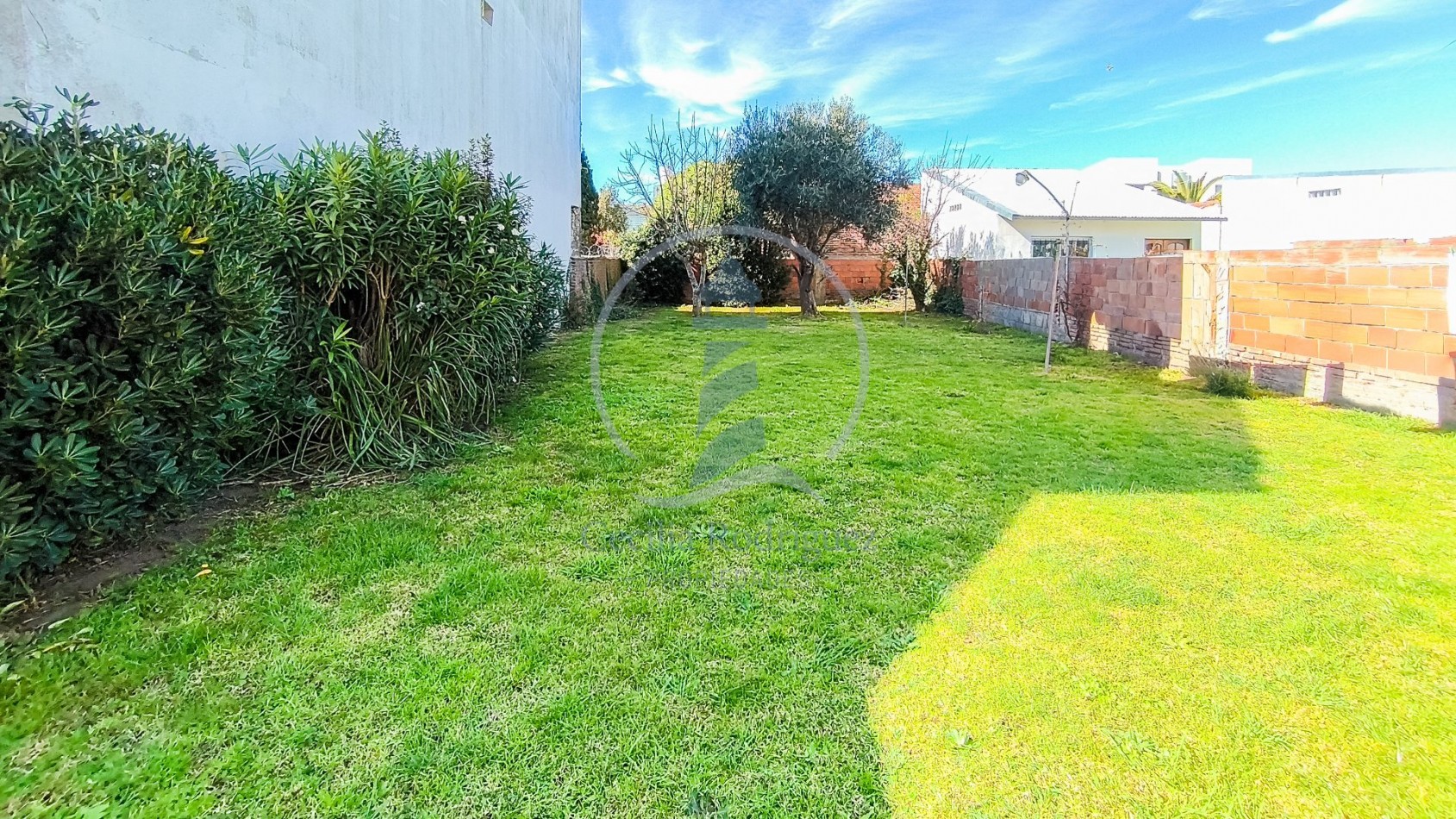 Alquiler Temporario Chalet 4 Dormitorios con Parque y Garage | Mar del Plata
