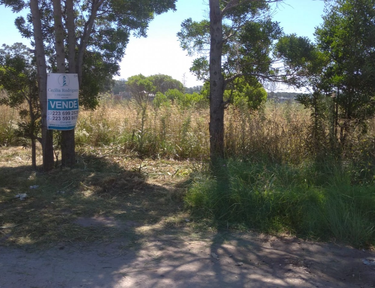 Lote en venta de 16 x 24mts - Barrio Los Acantilados - Mar Del Plata