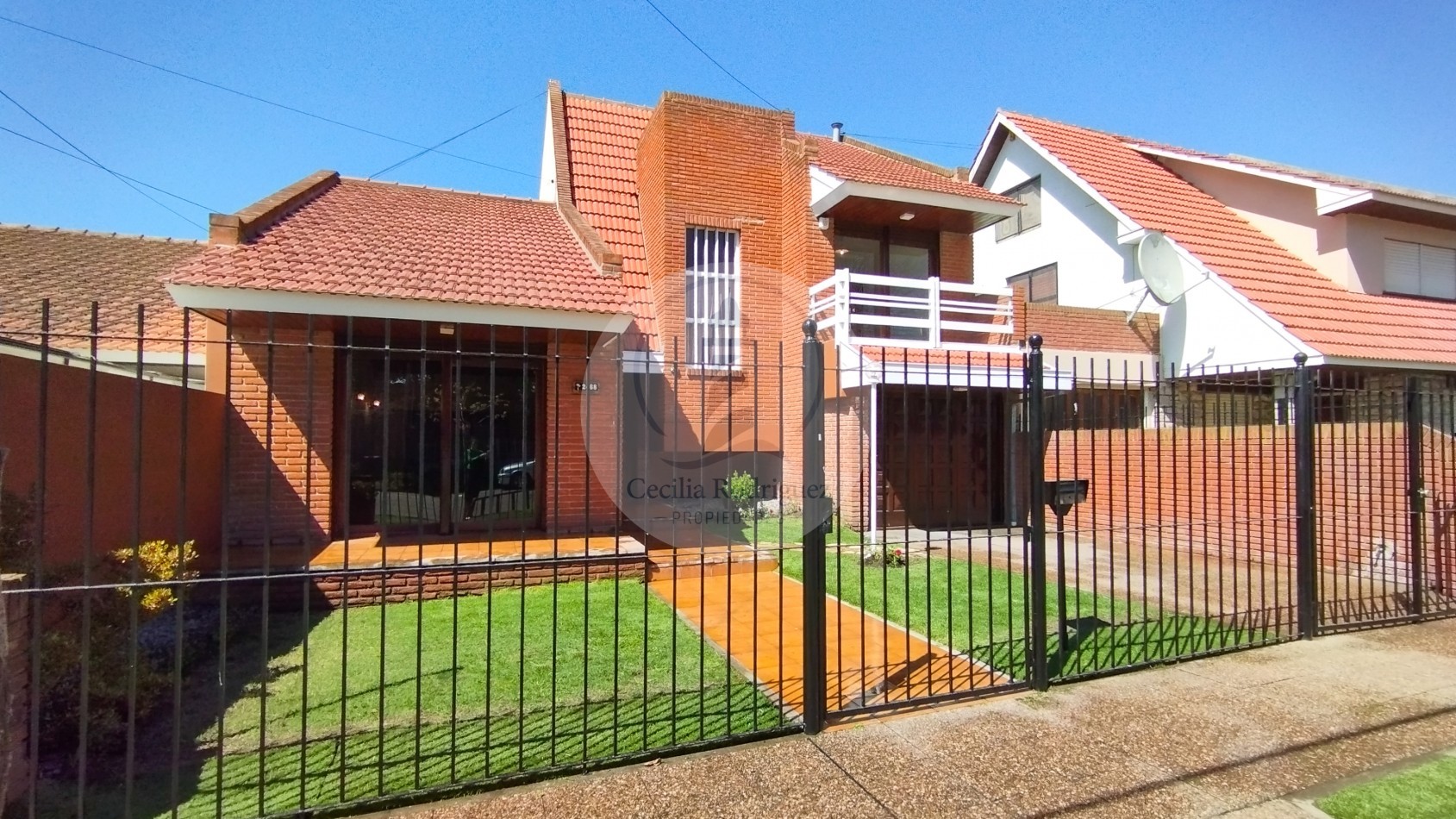 Alquiler 24 meses | Chalet 4 Dormitorios con Quincho y Garage | Punta Mogotes