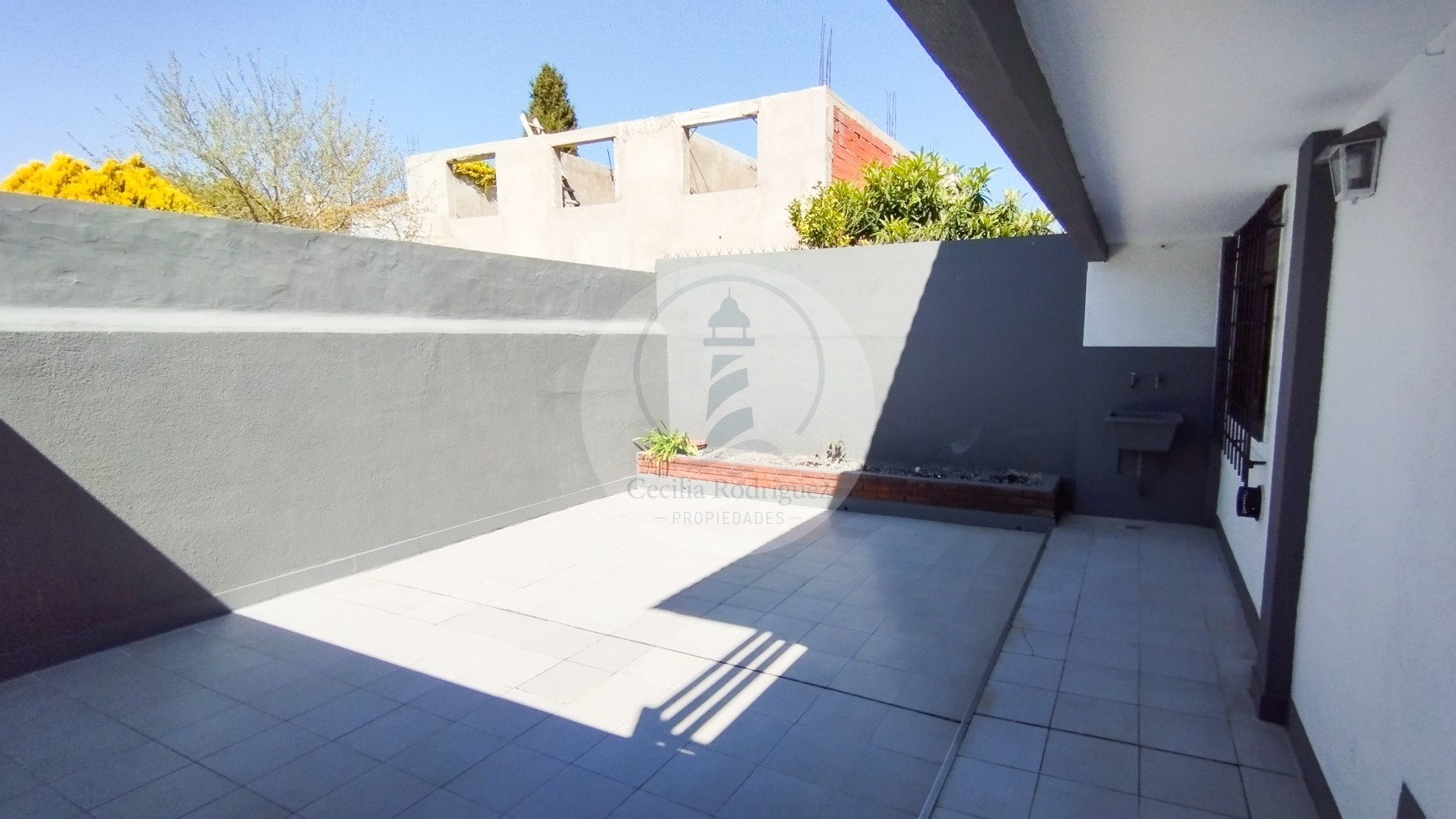 Alquiler 24 meses | Chalet 4 Dormitorios con Quincho y Garage | Punta Mogotes