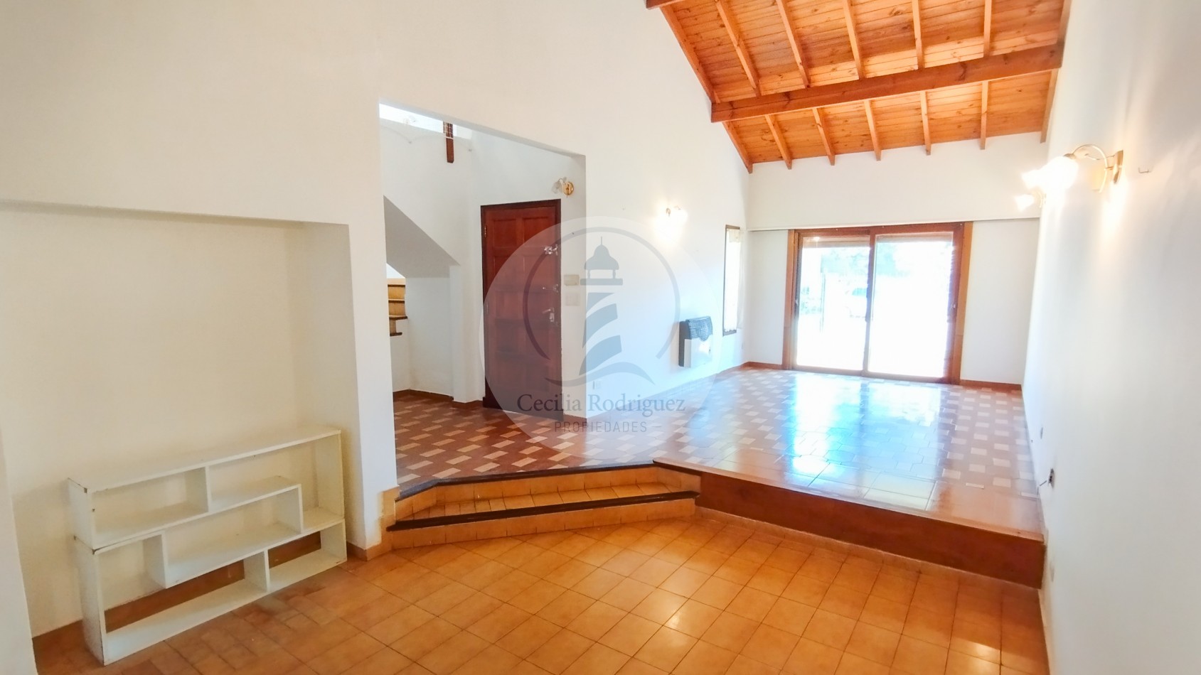 Alquiler 24 meses | Chalet 4 Dormitorios con Quincho y Garage | Punta Mogotes