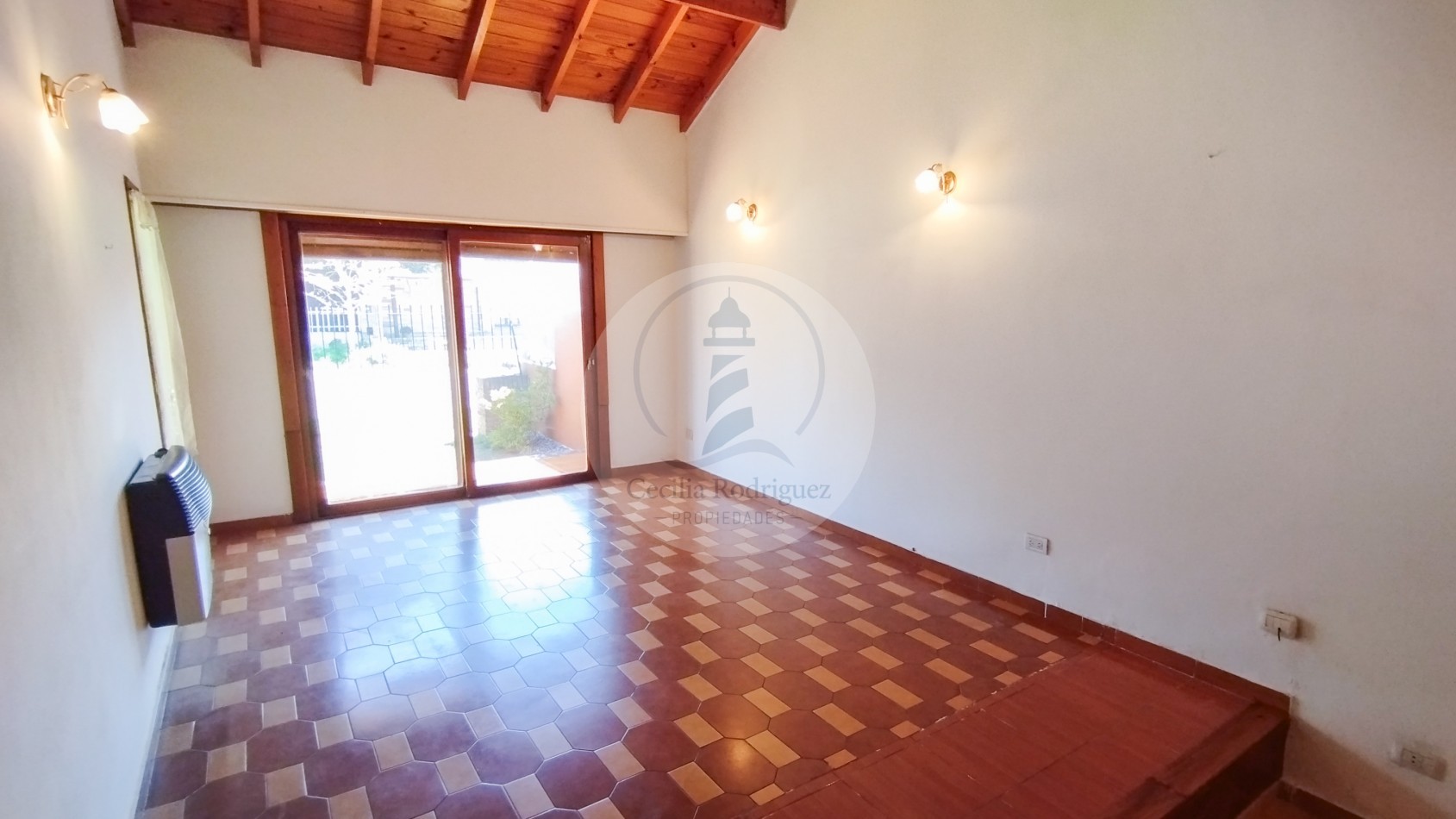 Alquiler 24 meses | Chalet 4 Dormitorios con Quincho y Garage | Punta Mogotes