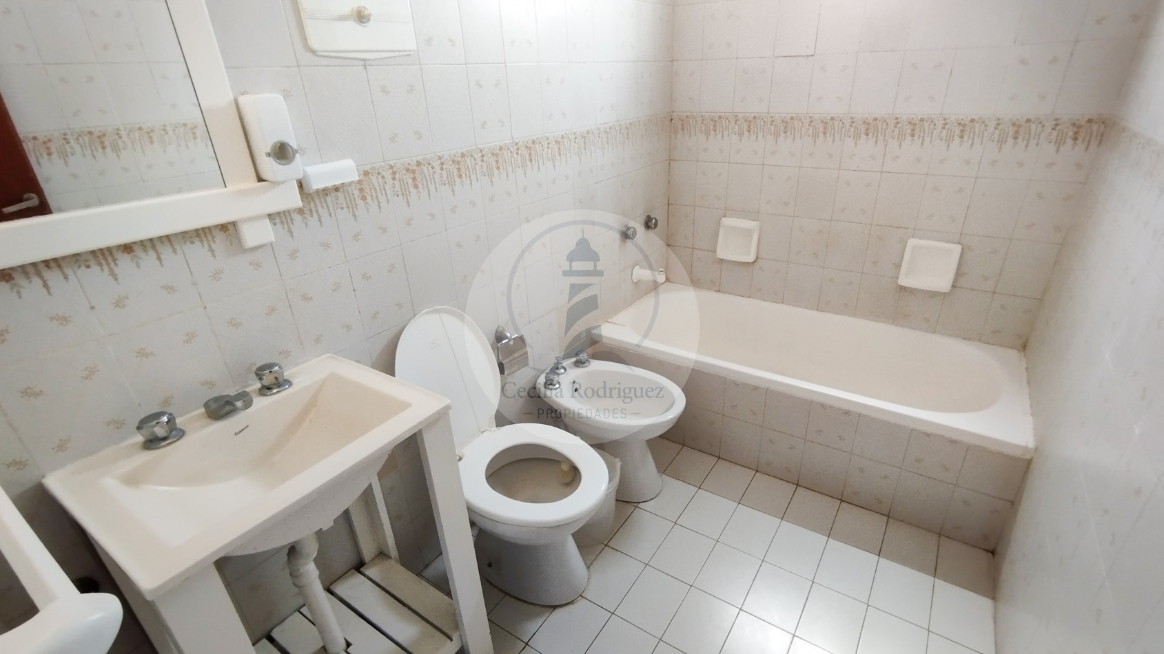 Alquiler 24 meses | Chalet 4 Dormitorios con Quincho y Garage | Punta Mogotes